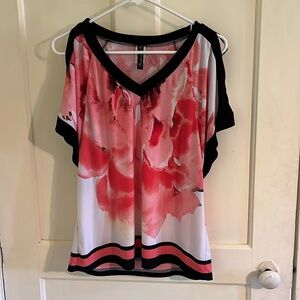 Rendezvous women’s large cold shoulder blouse